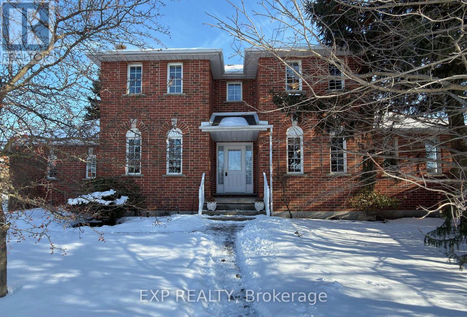 444 Burnett Avenue, Cambridge, ON - Outdoor