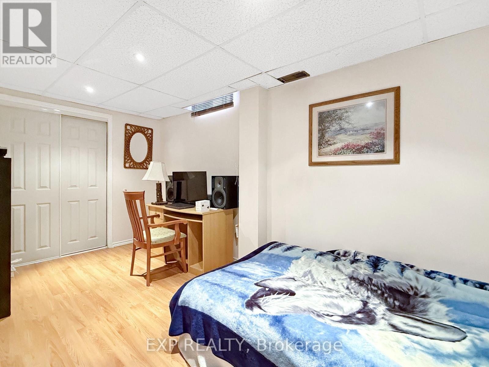 444 Burnett Avenue, Cambridge, ON - Indoor Photo Showing Bedroom