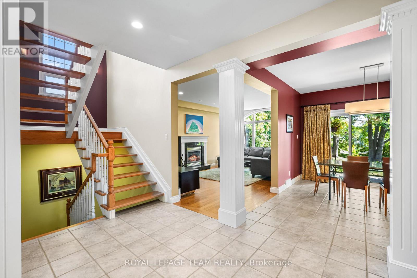 1601 Apeldoorn Avenue, Ottawa, ON - Indoor Photo Showing Other Room