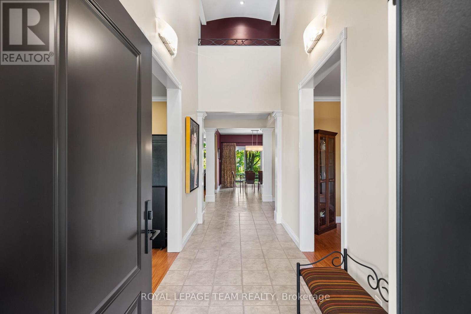 1601 Apeldoorn Avenue, Ottawa, ON - Indoor Photo Showing Other Room