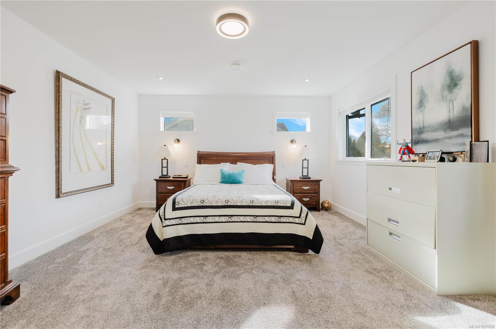 5869 Deuchars Dr, Duncan, BC - Indoor Photo Showing Bedroom