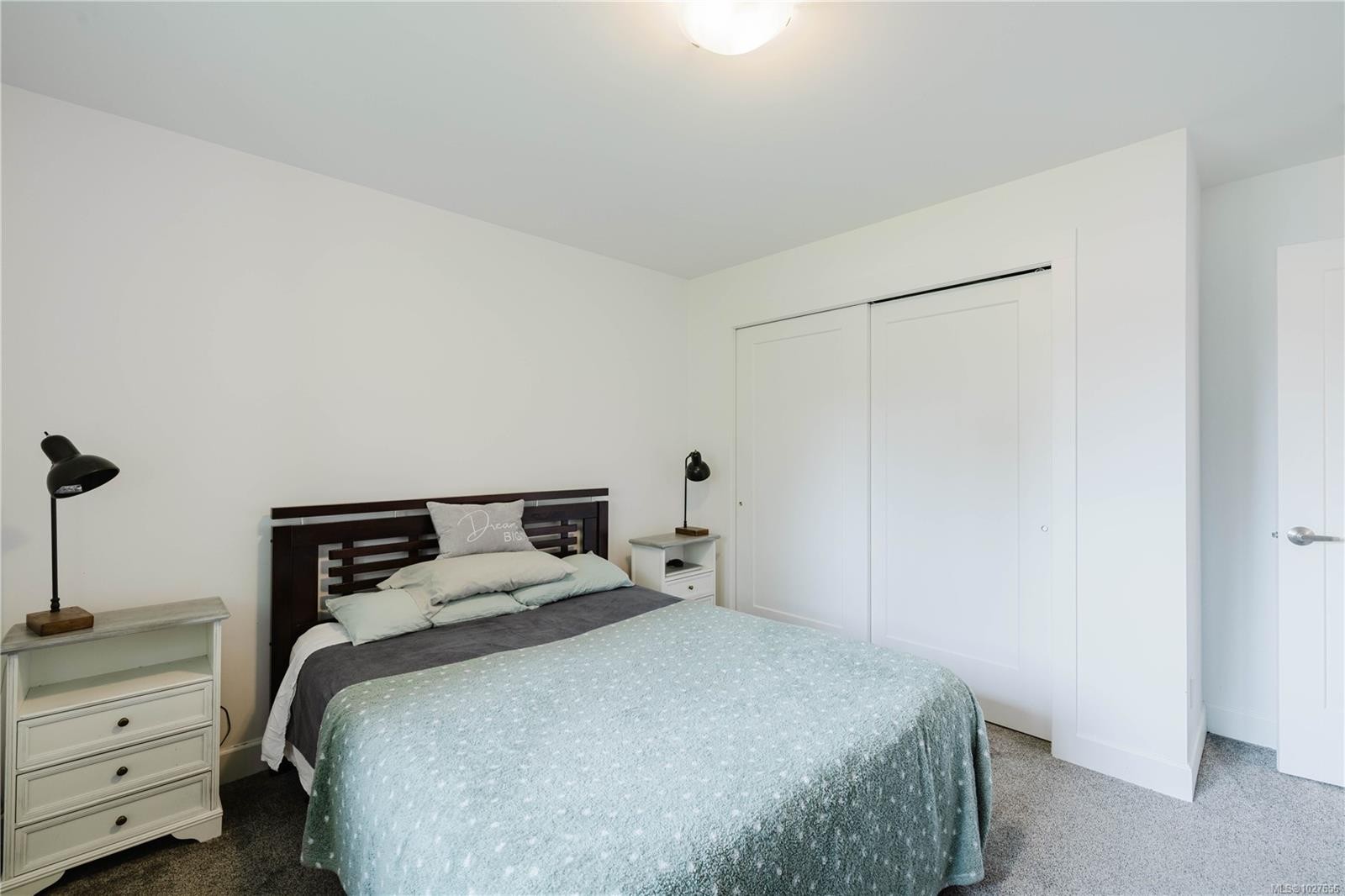 5869 Deuchars Dr, Duncan, BC - Indoor Photo Showing Bedroom