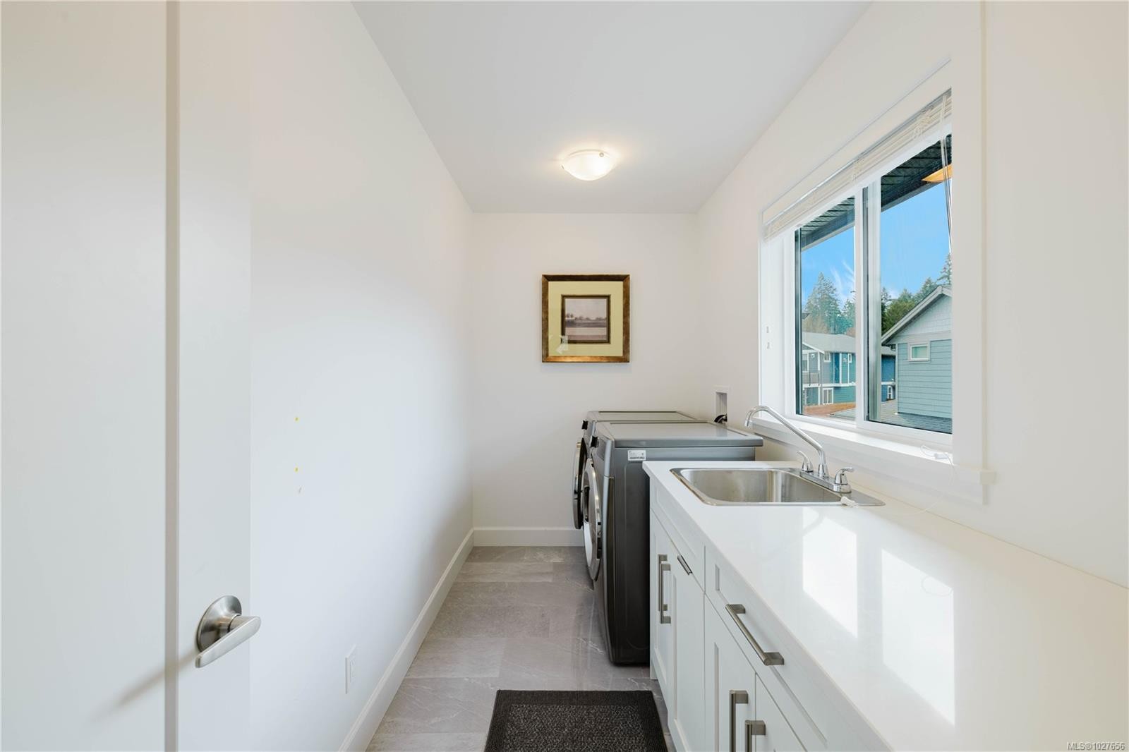 5869 Deuchars Dr, Duncan, BC - Indoor Photo Showing Other Room