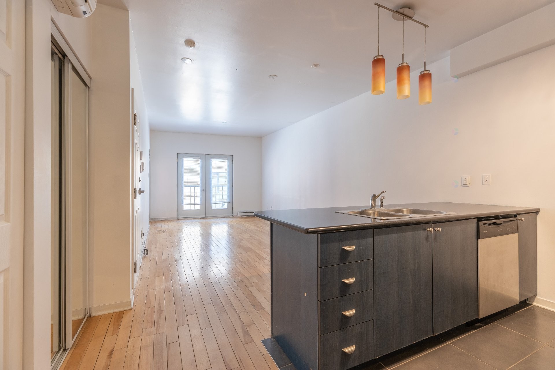 Cuisine - 202-1080 Rue Anderson, Montréal (Ville-Marie), QC - Indoor