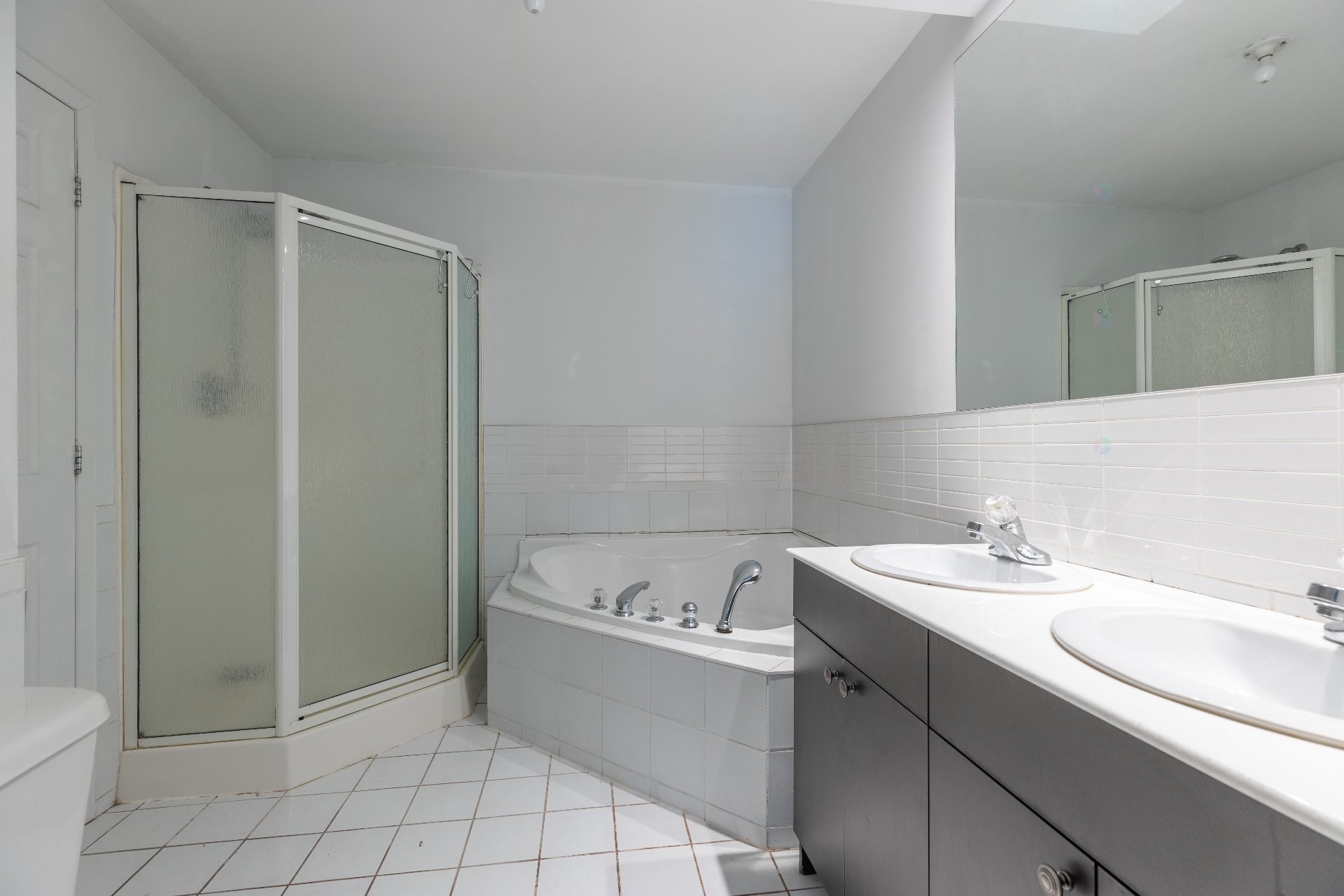 Salle de bains - 202-1080 Rue Anderson, Montréal (Ville-Marie), QC - Indoor Photo Showing Bathroom