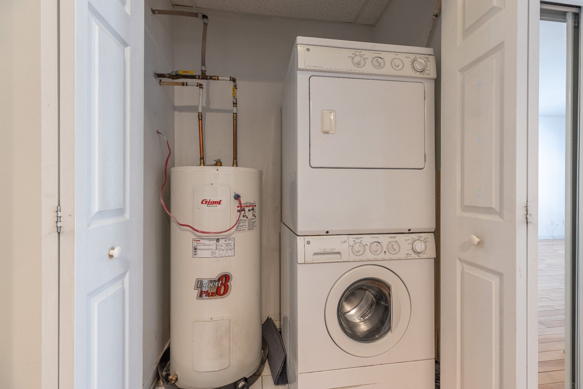 Salle de lavage - 202-1080 Rue Anderson, Montréal (Ville-Marie), QC - Indoor Photo Showing Laundry Room