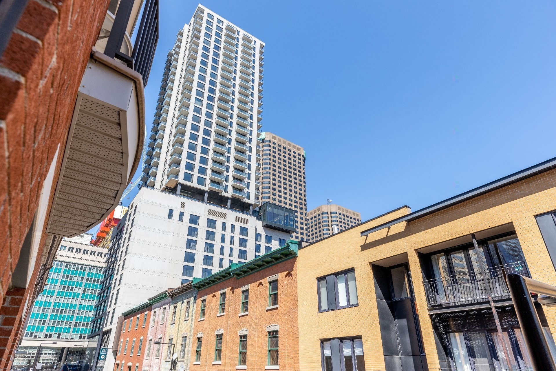 Vue - 202-1080 Rue Anderson, Montréal (Ville-Marie), QC - Outdoor With Facade