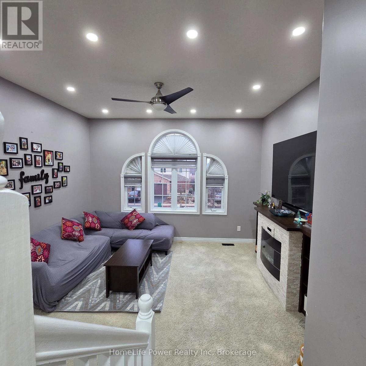 Upper - 23 Schueller Street, Kitchener, ON - Indoor