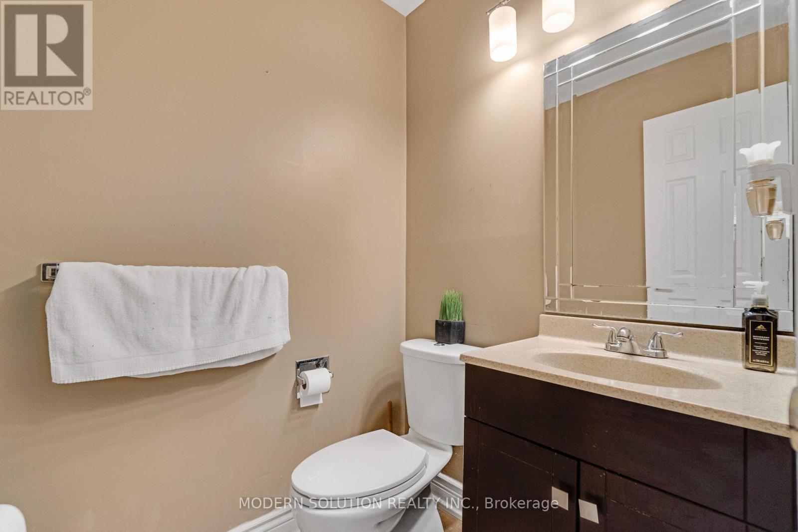 438 Ojibway Trail, Mississauga, ON - Indoor Photo Showing Bathroom
