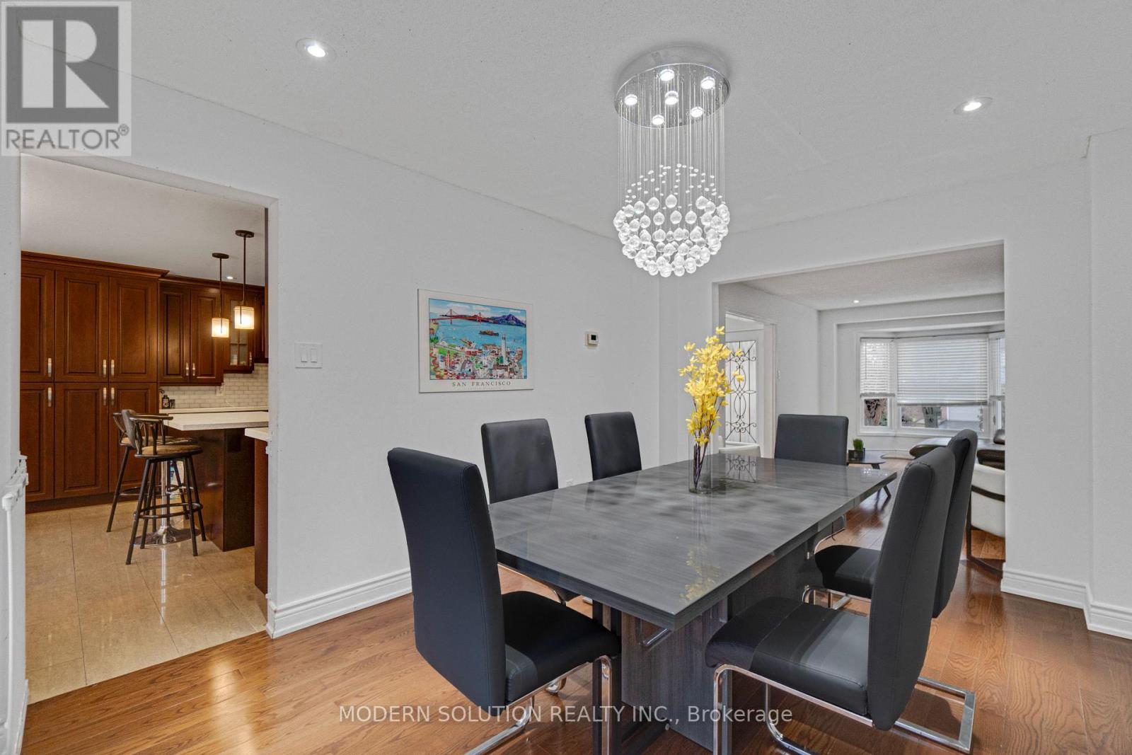 438 Ojibway Trail, Mississauga, ON - Indoor Photo Showing Dining Room