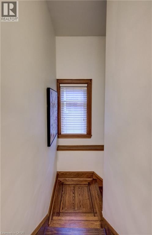 262 Province Street S, Hamilton, ON - Indoor Photo Showing Other Room