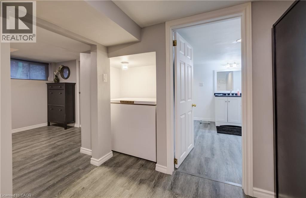 262 Province Street S, Hamilton, ON - Indoor Photo Showing Other Room