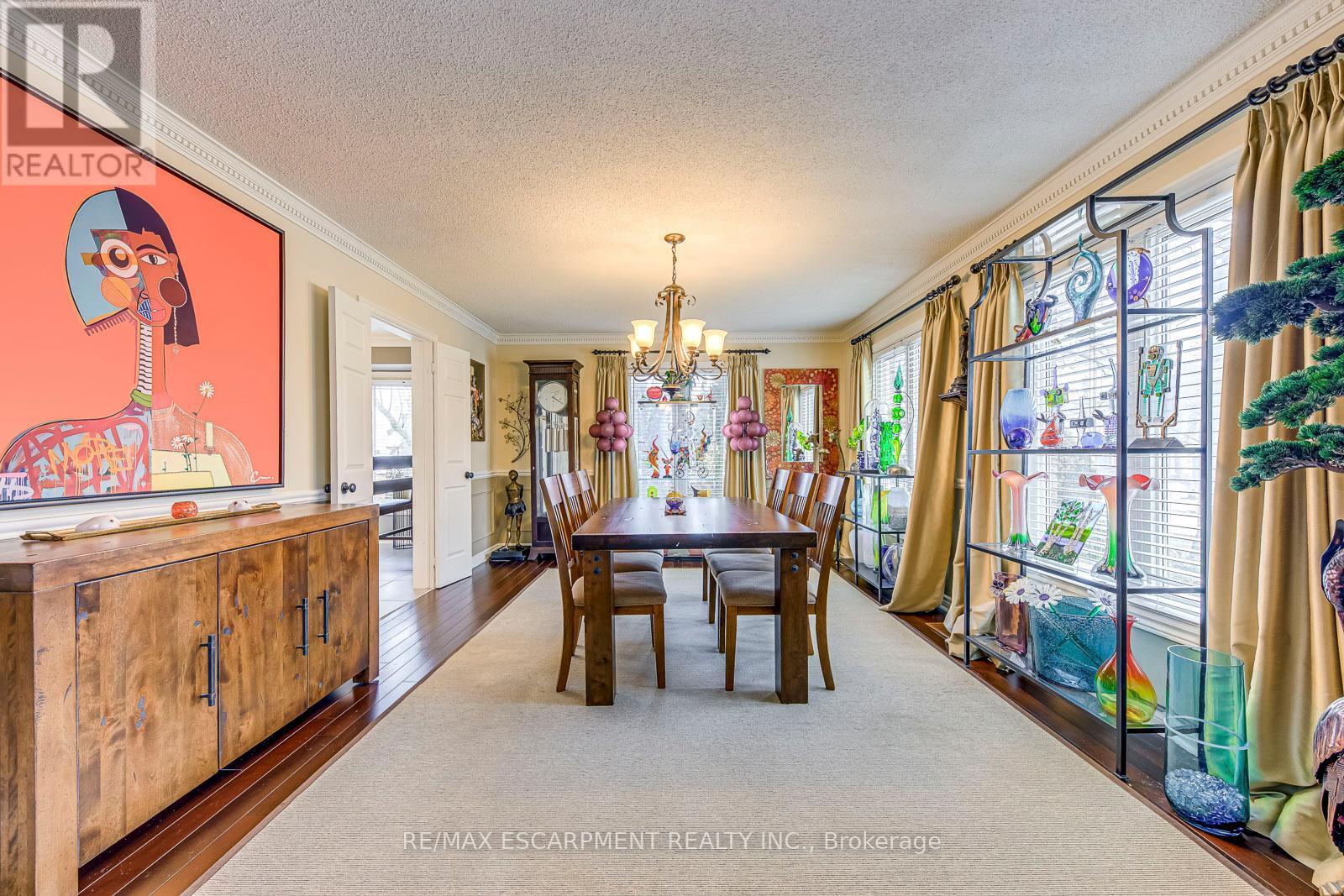 4220 Millcroft Park Drive, Burlington, ON - Indoor