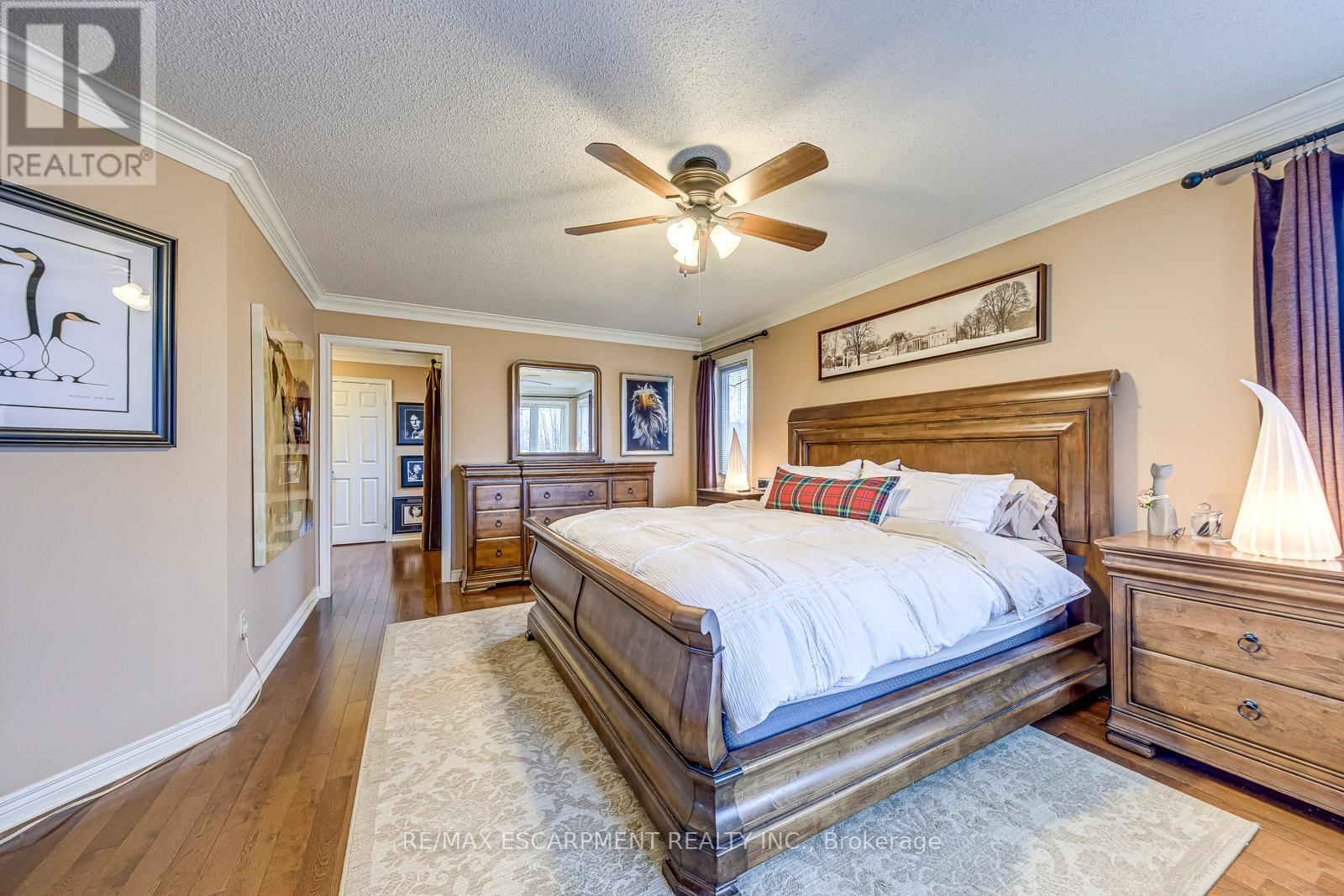 4220 Millcroft Park Drive, Burlington, ON - Indoor Photo Showing Bedroom