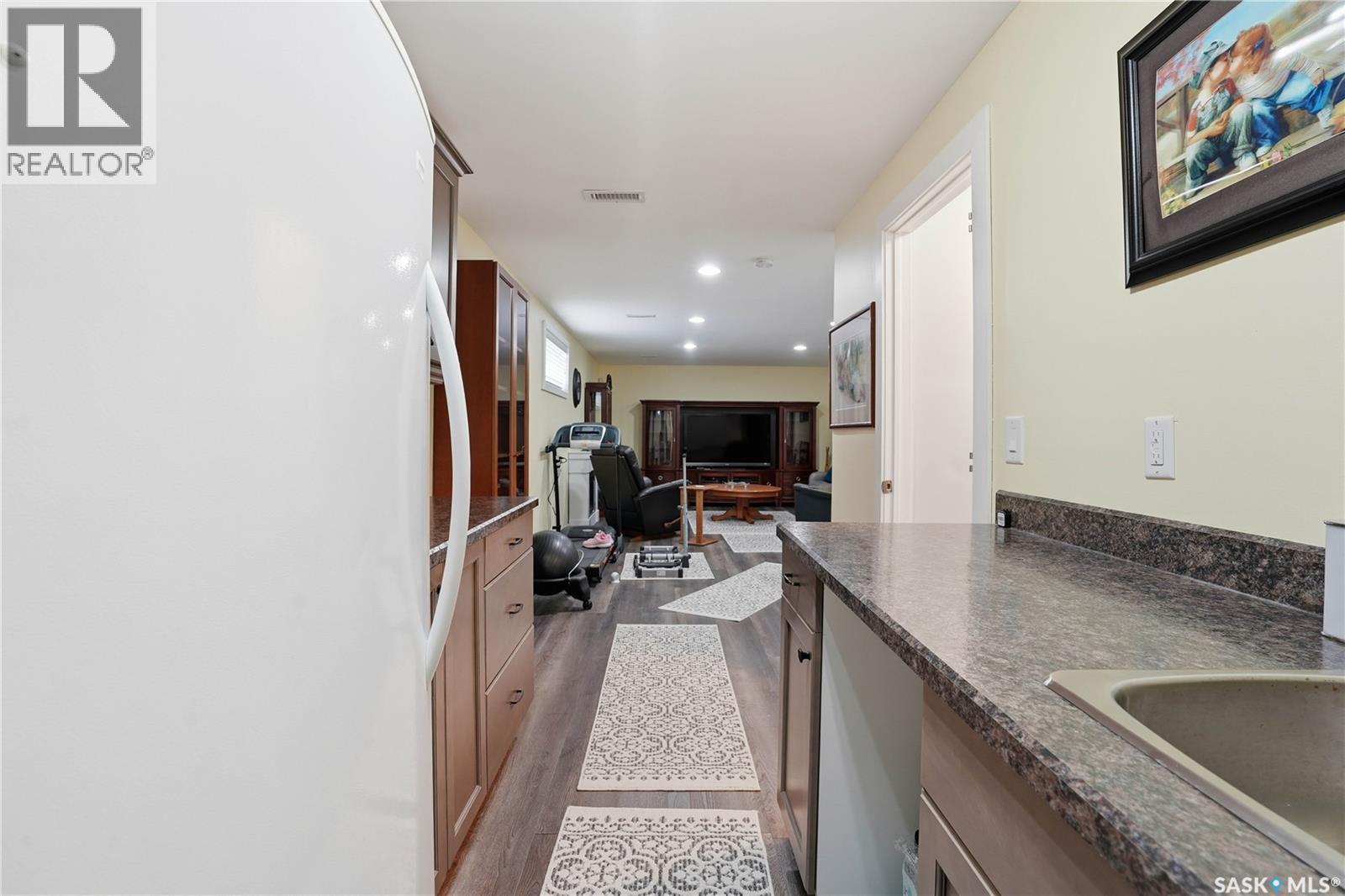 5053 Canuck Crescent, Regina, SK - Indoor