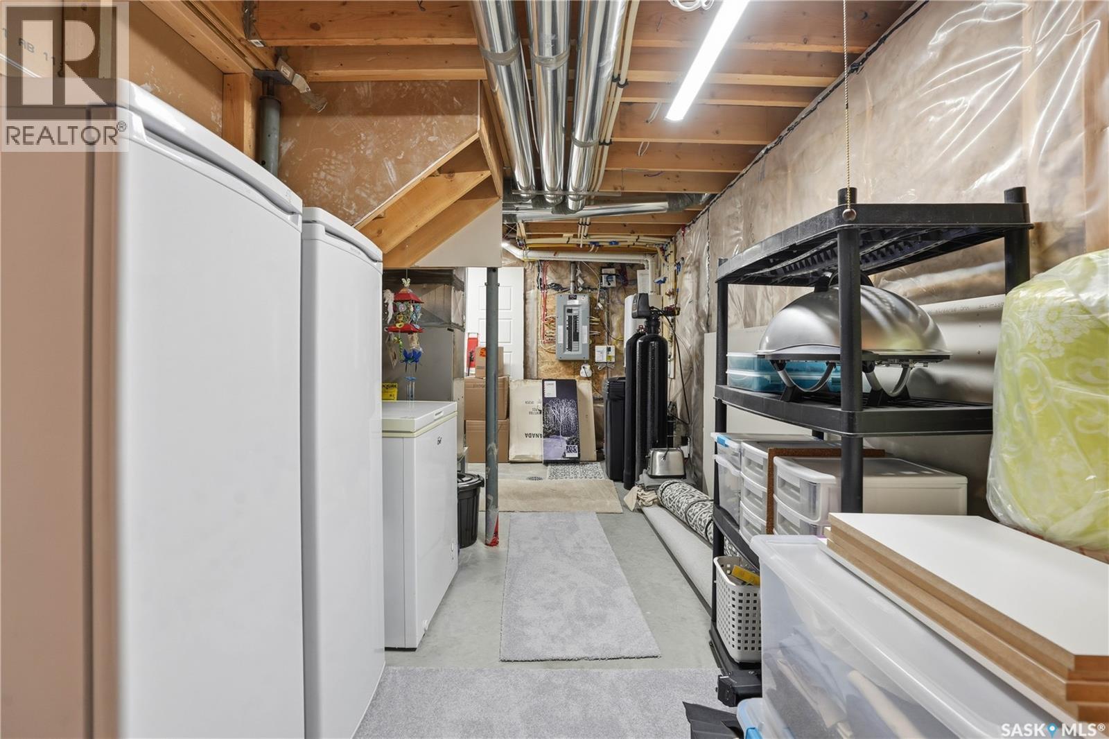 5053 Canuck Crescent, Regina, SK - Indoor