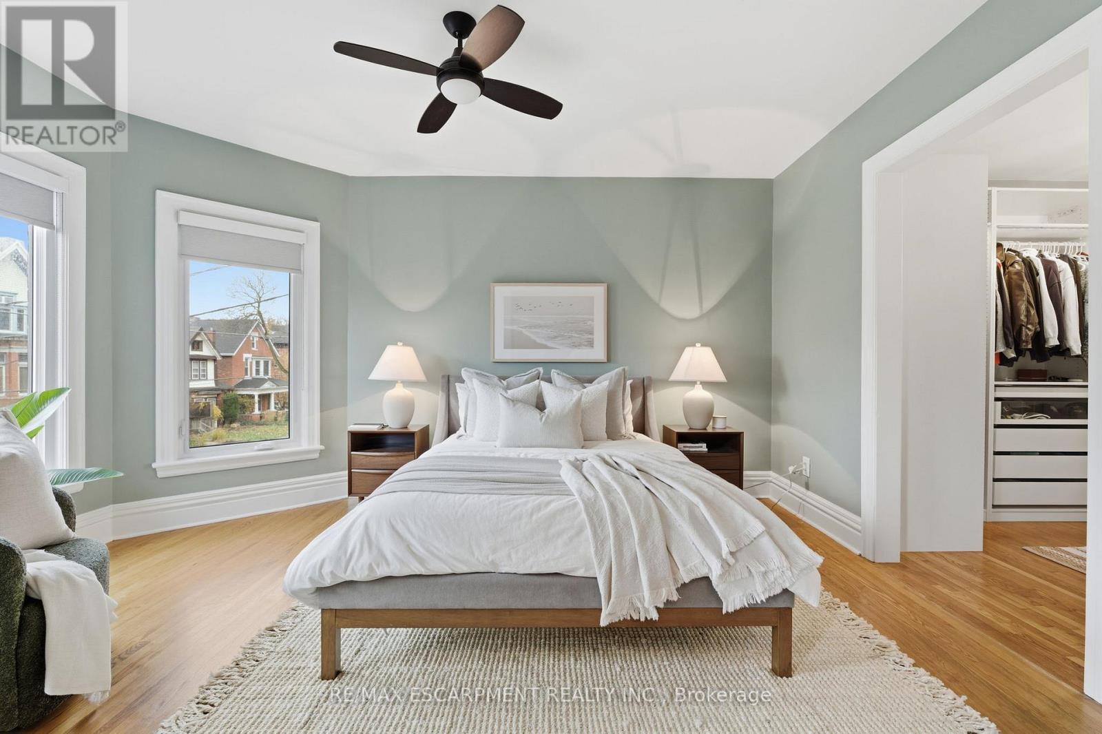 141 Markland Street, Hamilton, ON - Indoor Photo Showing Bedroom