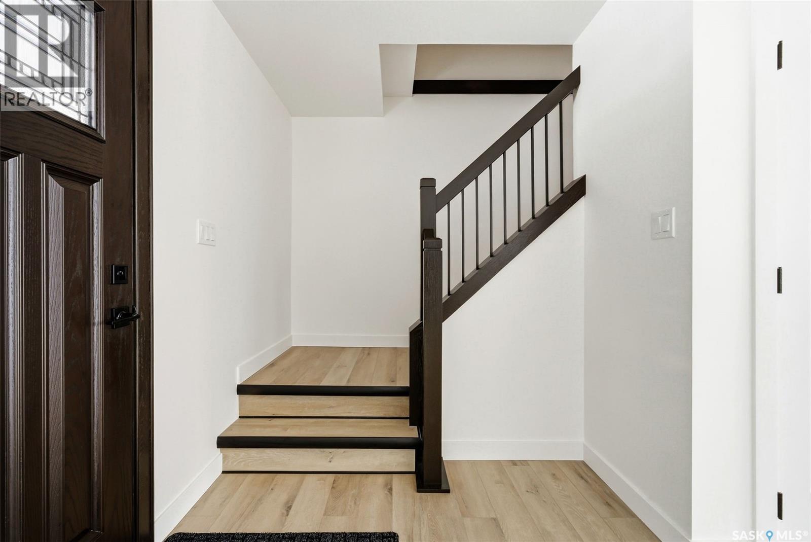 8 Thatcher Road, Regina, SK - Indoor Photo Showing Other Room