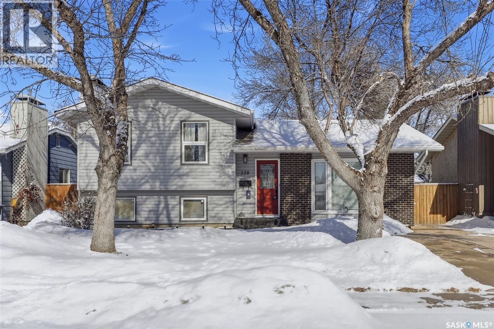 138 Quill Crescent, Saskatoon, SK - Outdoor