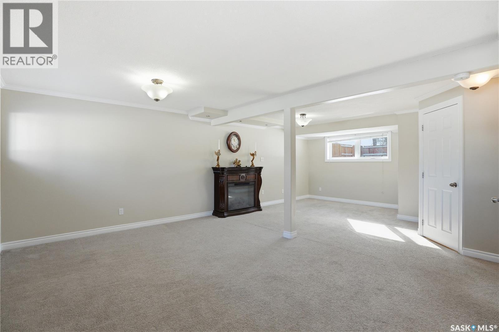 110 Meglund Place, Saskatoon, SK - Indoor