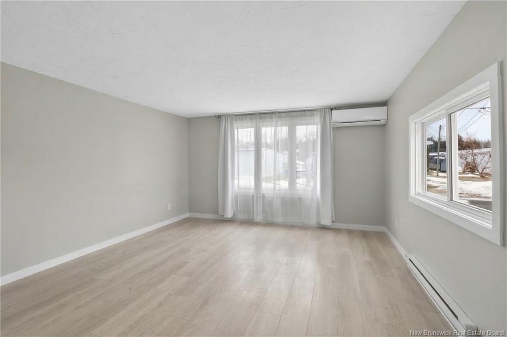 21 Cascade, Moncton, NB