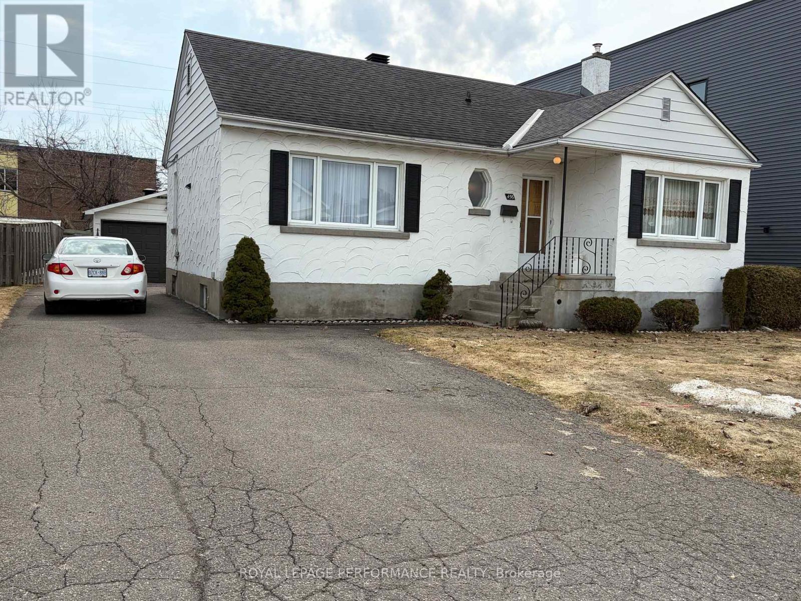 456 Blake Boulevard, Ottawa, ON - Outdoor