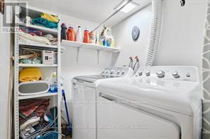 456 Blake Boulevard, Ottawa, ON - Indoor Photo Showing Laundry Room