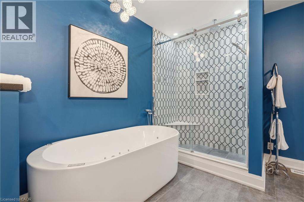 1354 1 Sideroad, Burlington, ON - Indoor