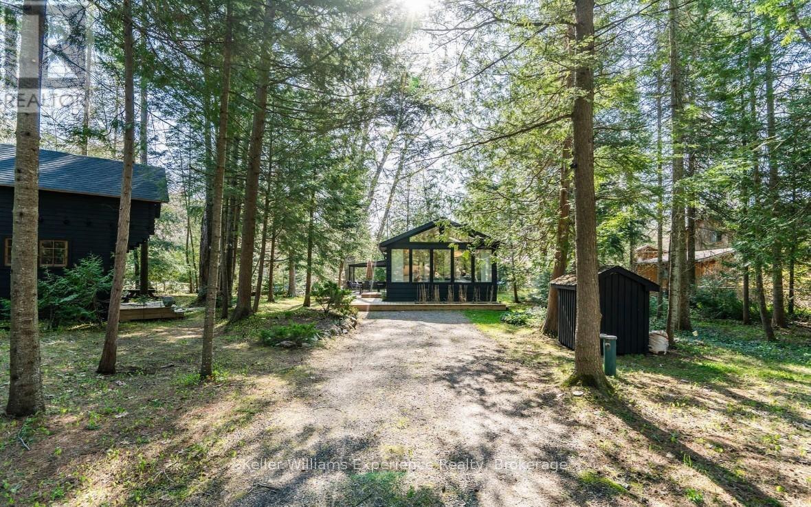 1 Sundown Road, Tiny, ON - Outdoor