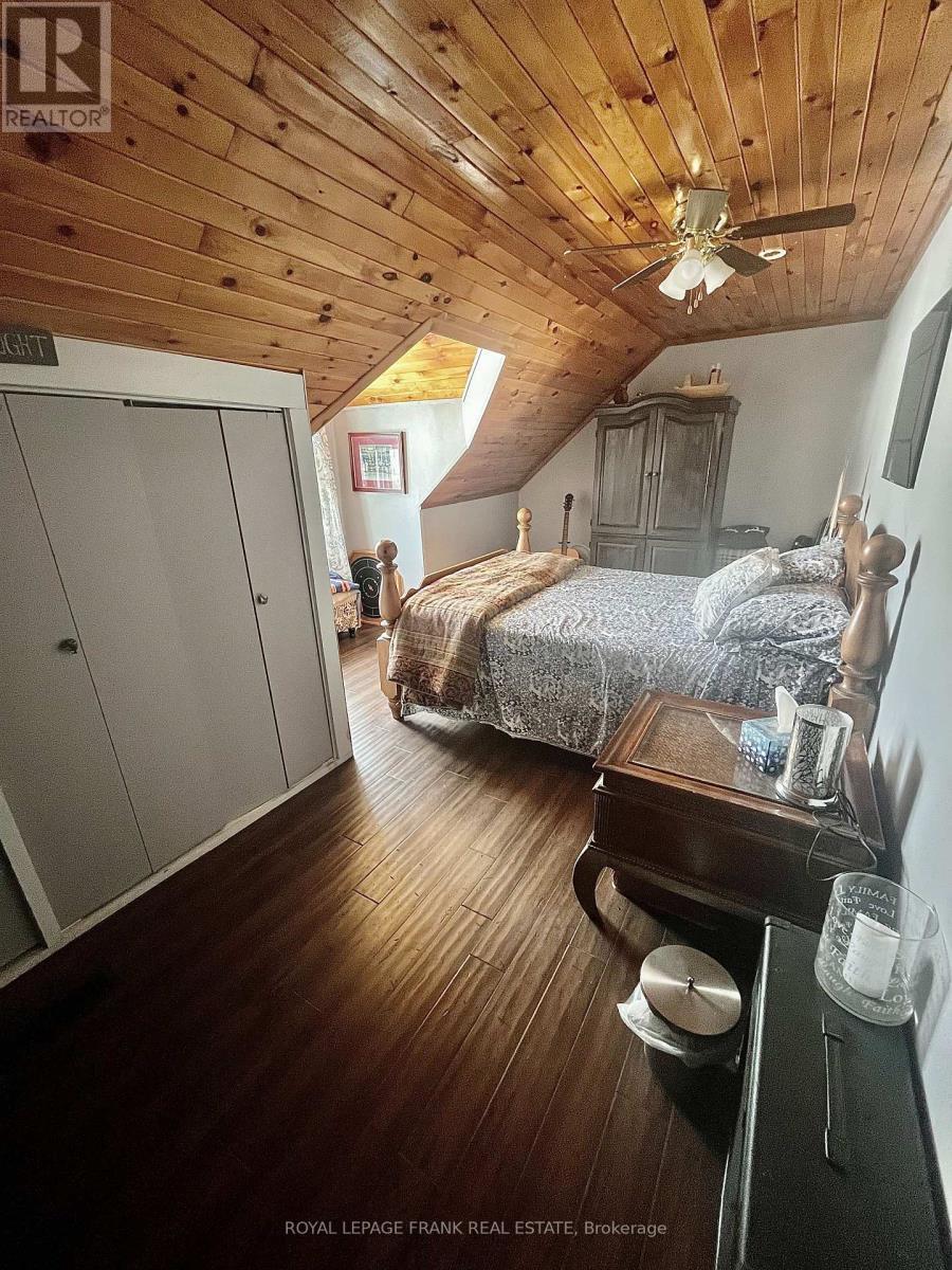 461 Lower Faraday Road, Faraday, ON - Indoor Photo Showing Bedroom