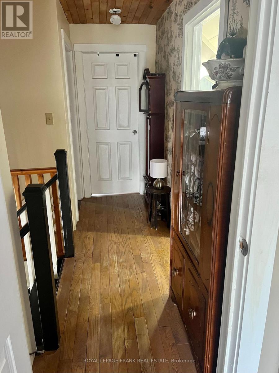 461 Lower Faraday Road, Faraday, ON - Indoor Photo Showing Other Room