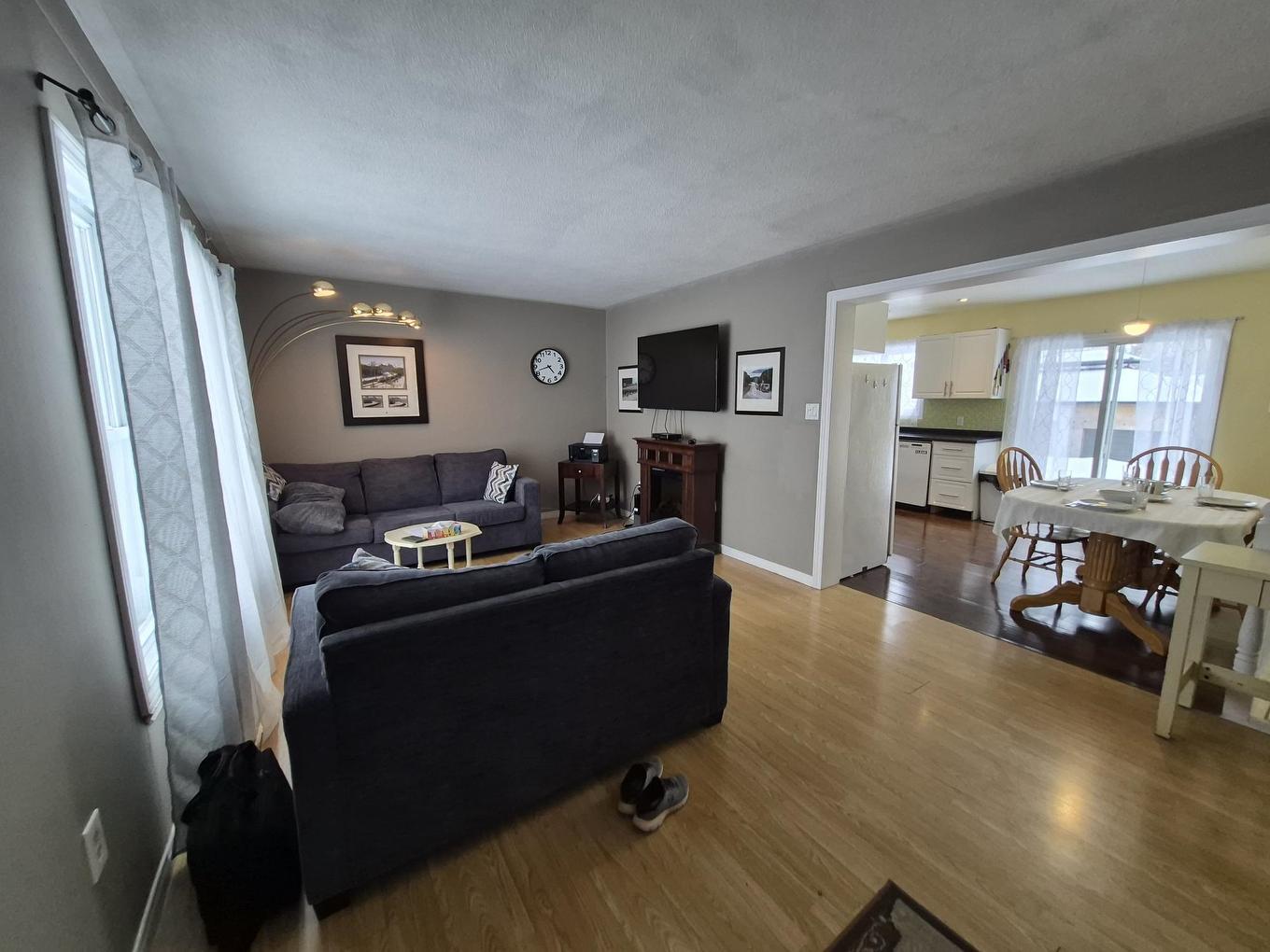 18 Lloyd Irwin Street, Marathon, ON - Indoor Photo Showing Other Room