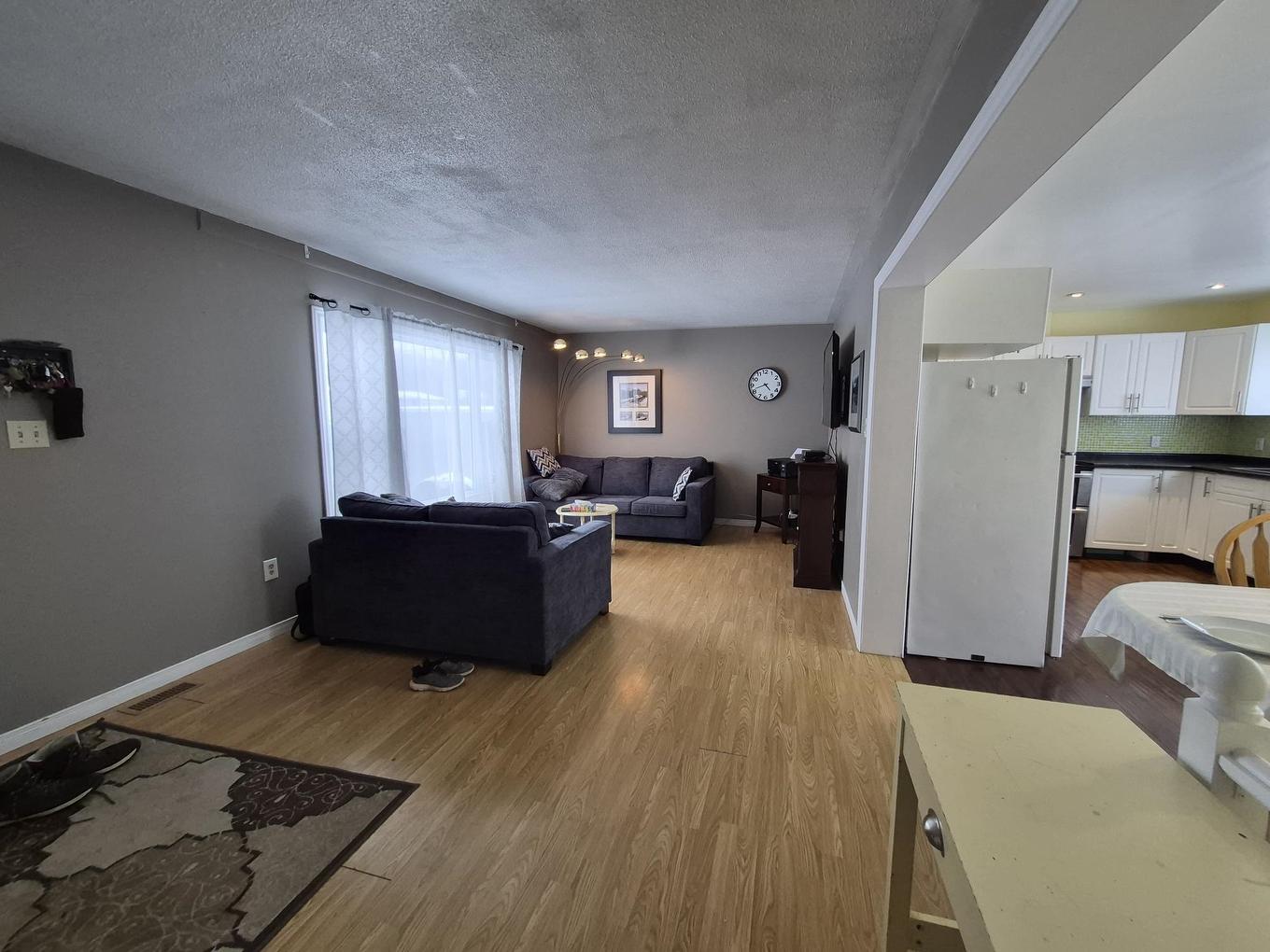 18 Lloyd Irwin Street, Marathon, ON - Indoor
