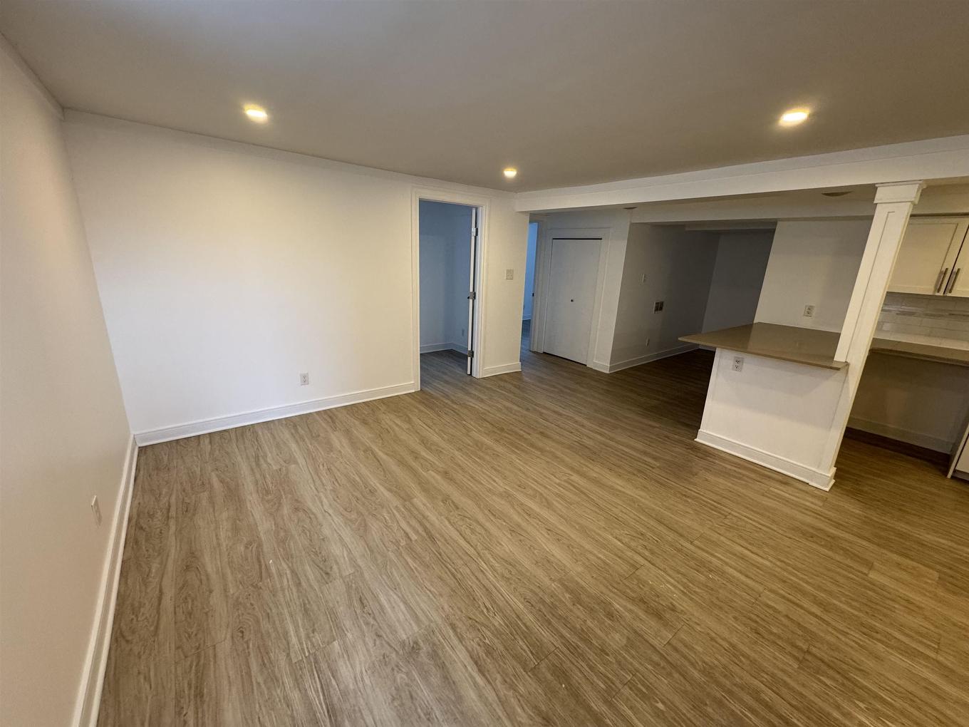 82 Machar Ave., Thunder Bay, ON - Indoor Photo Showing Other Room