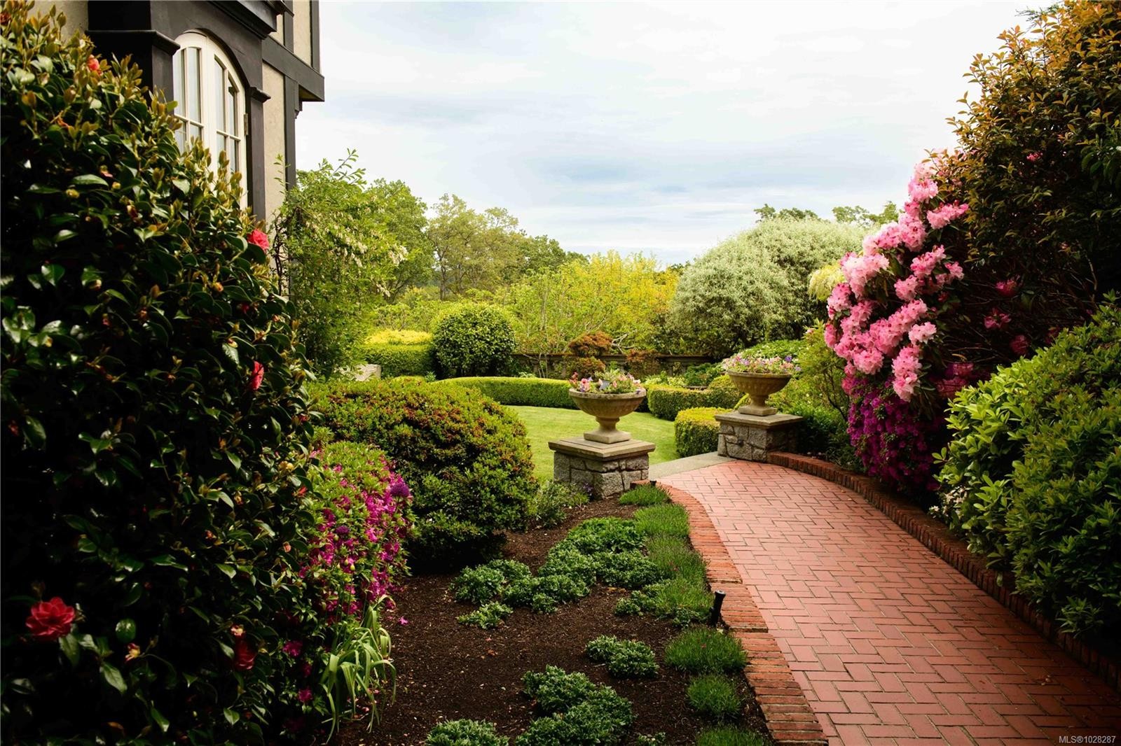 3475 Upper Terrace Rd, Oak Bay, BC