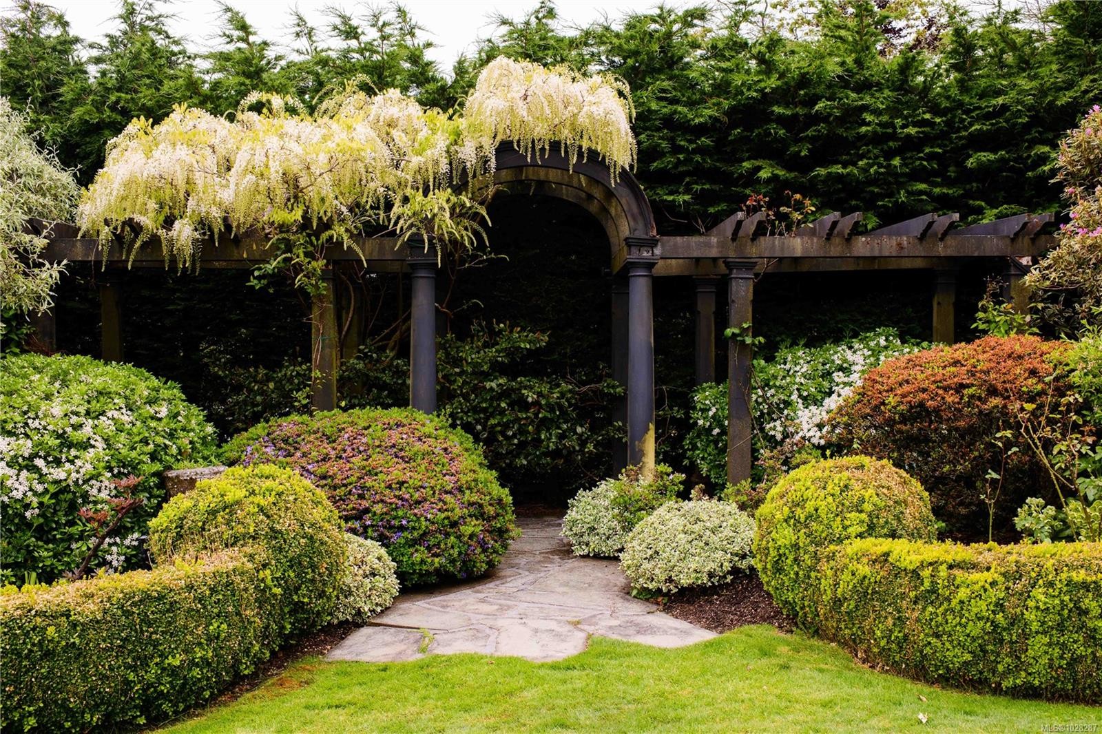 3475 Upper Terrace Rd, Oak Bay, BC