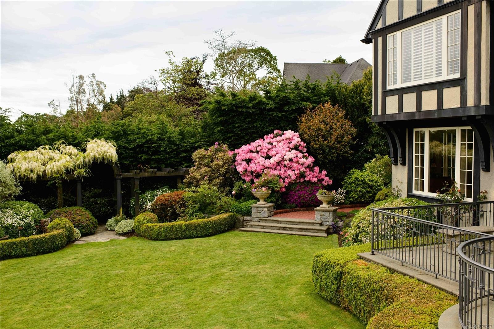 3475 Upper Terrace Rd, Oak Bay, BC