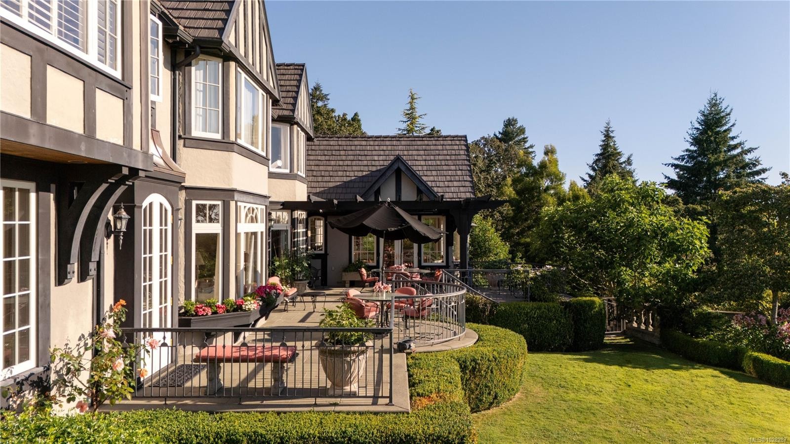 3475 Upper Terrace Rd, Oak Bay, BC