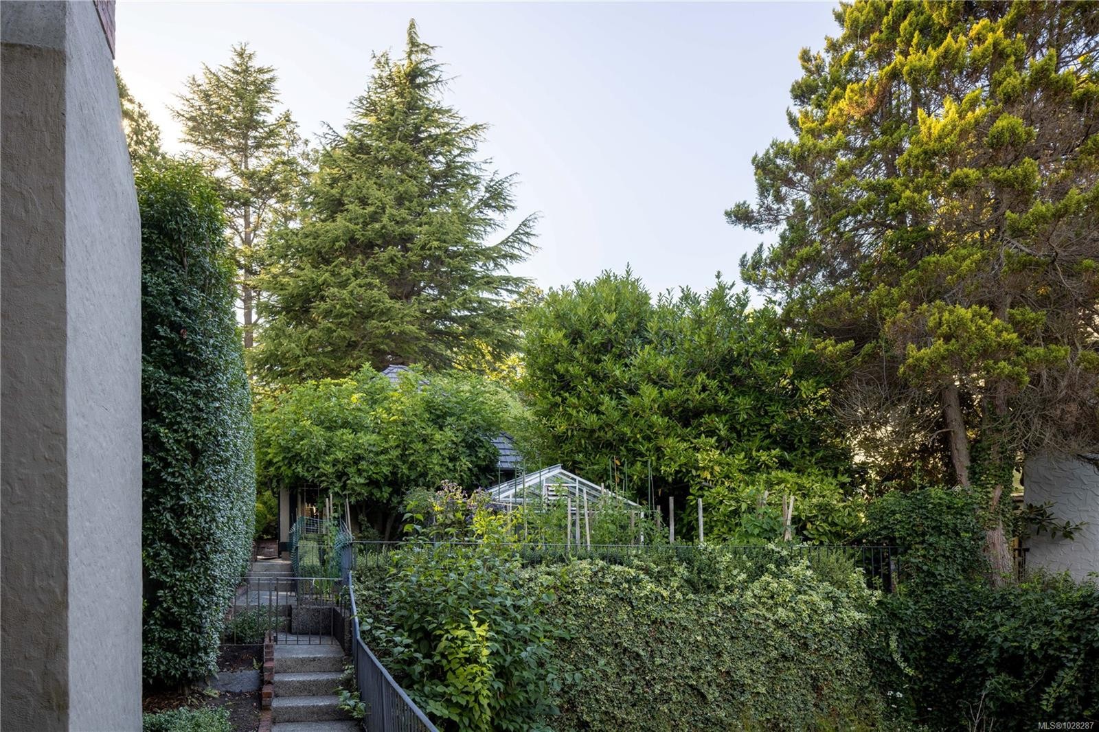 3475 Upper Terrace Rd, Oak Bay, BC