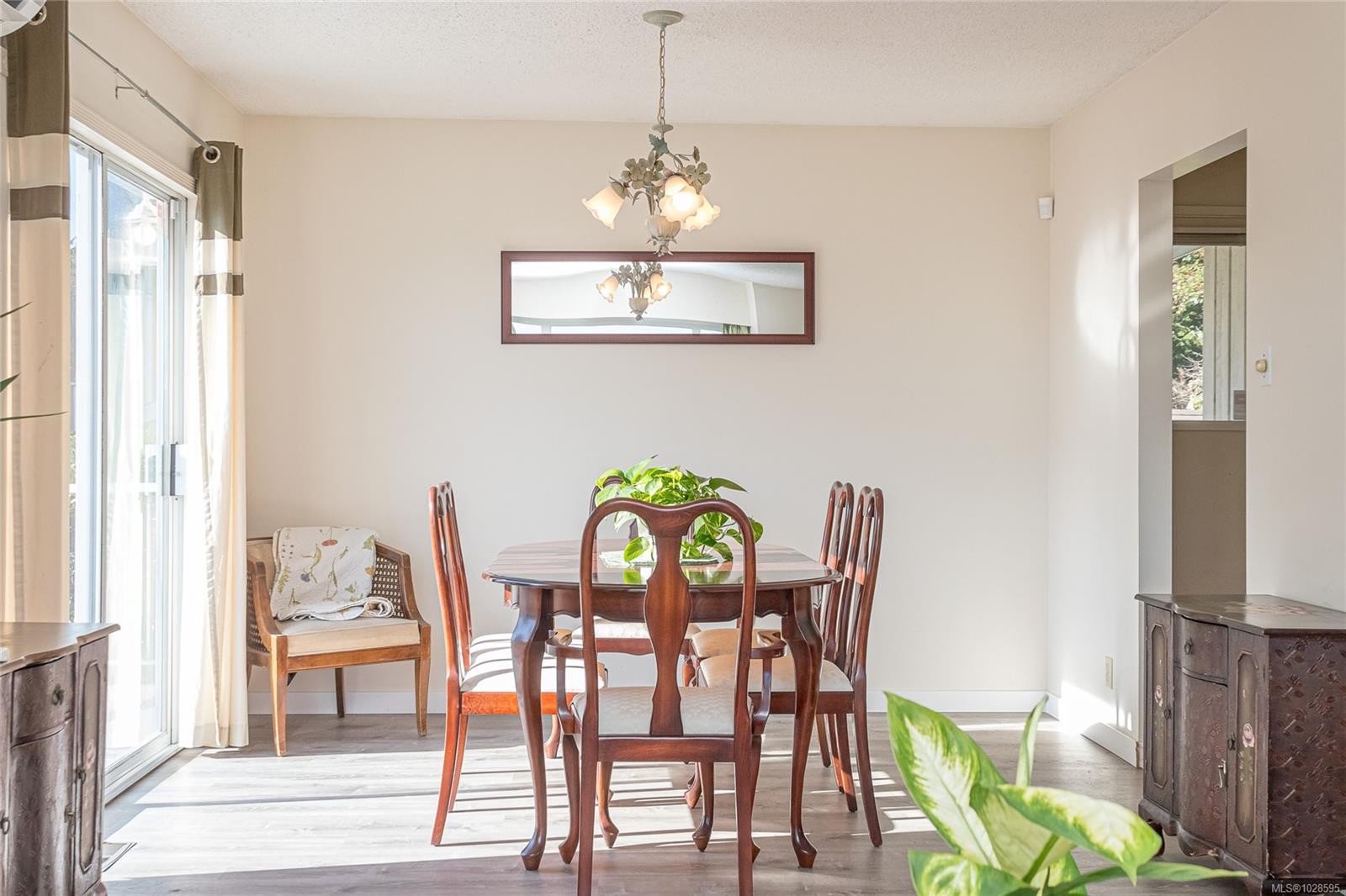 1611 Bowstring Close, Nanaimo, BC