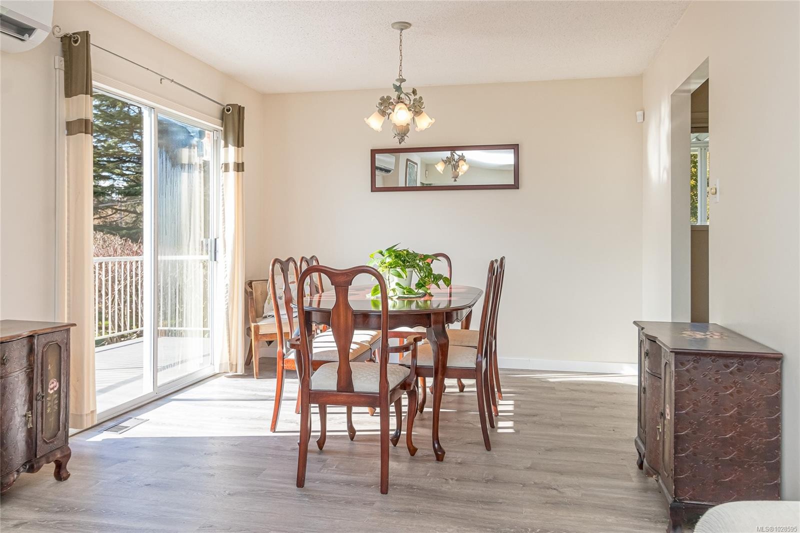 1611 Bowstring Close, Nanaimo, BC