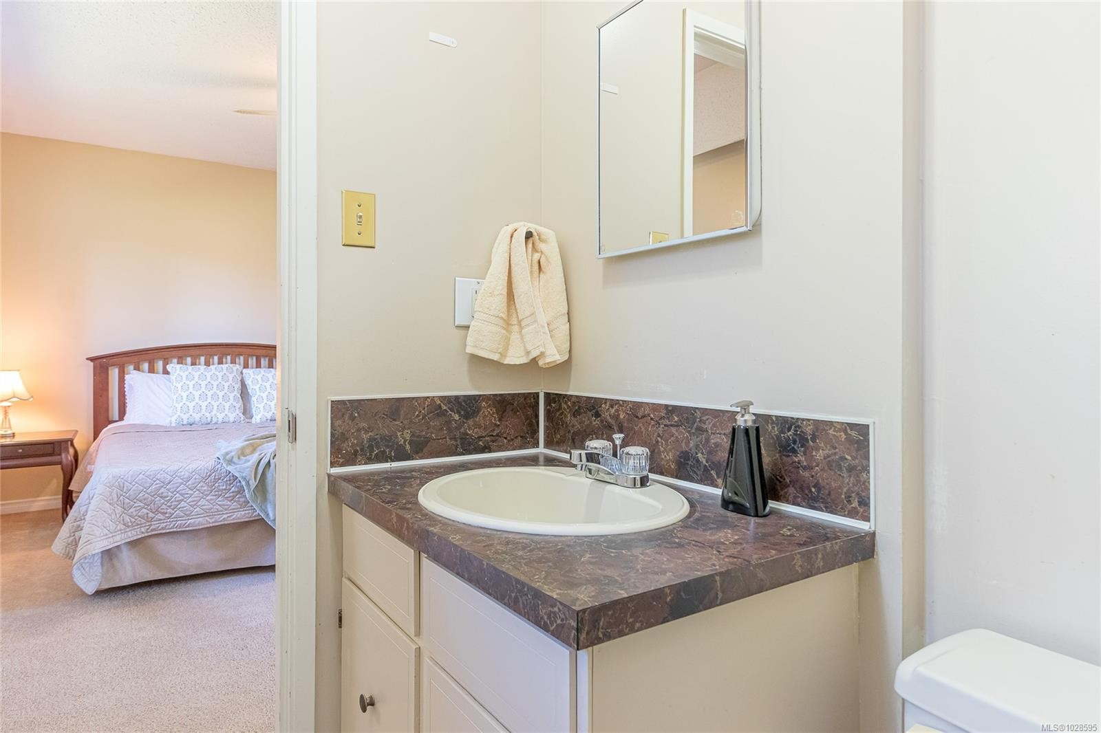 1611 Bowstring Close, Nanaimo, BC