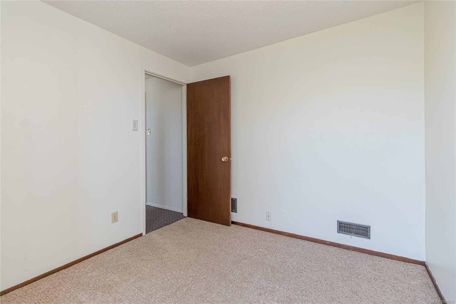 1611 Bowstring Close, Nanaimo, BC