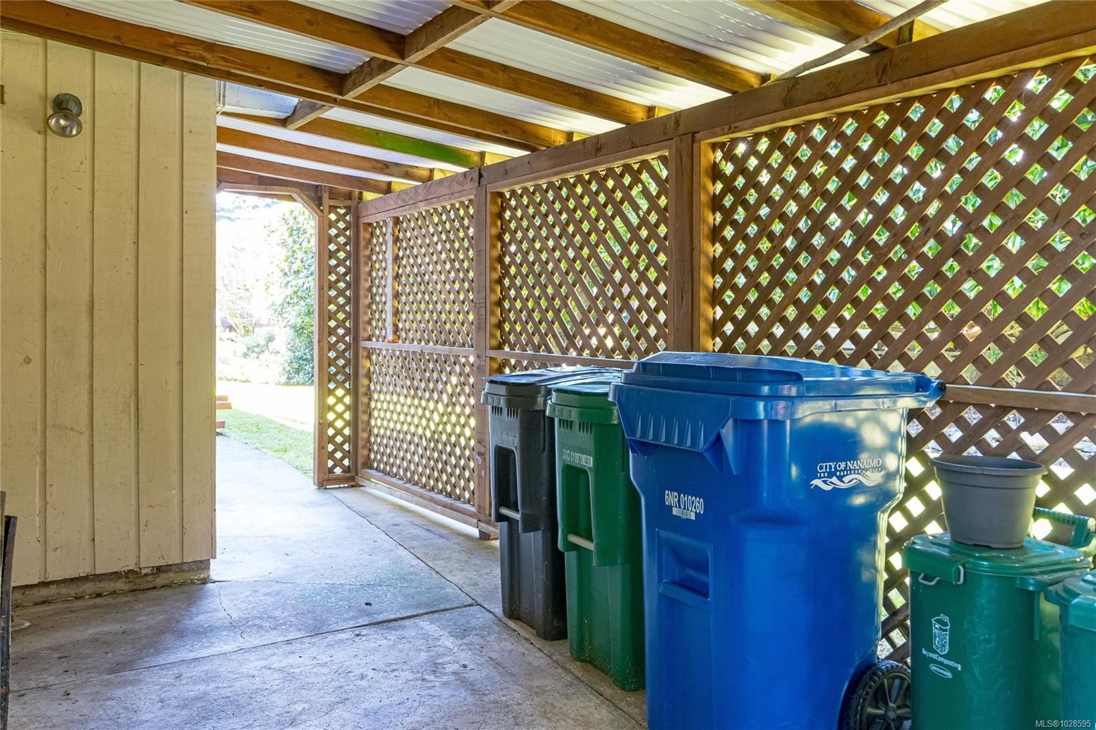 1611 Bowstring Close, Nanaimo, BC