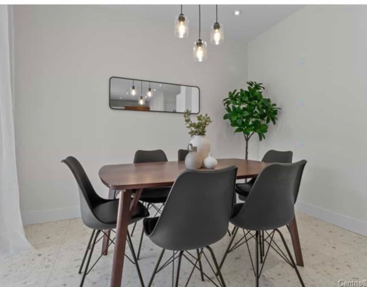 Salle à manger - 8840 Rue Berri, Montréal (Ahuntsic-Cartierville), QC - Indoor Photo Showing Dining Room