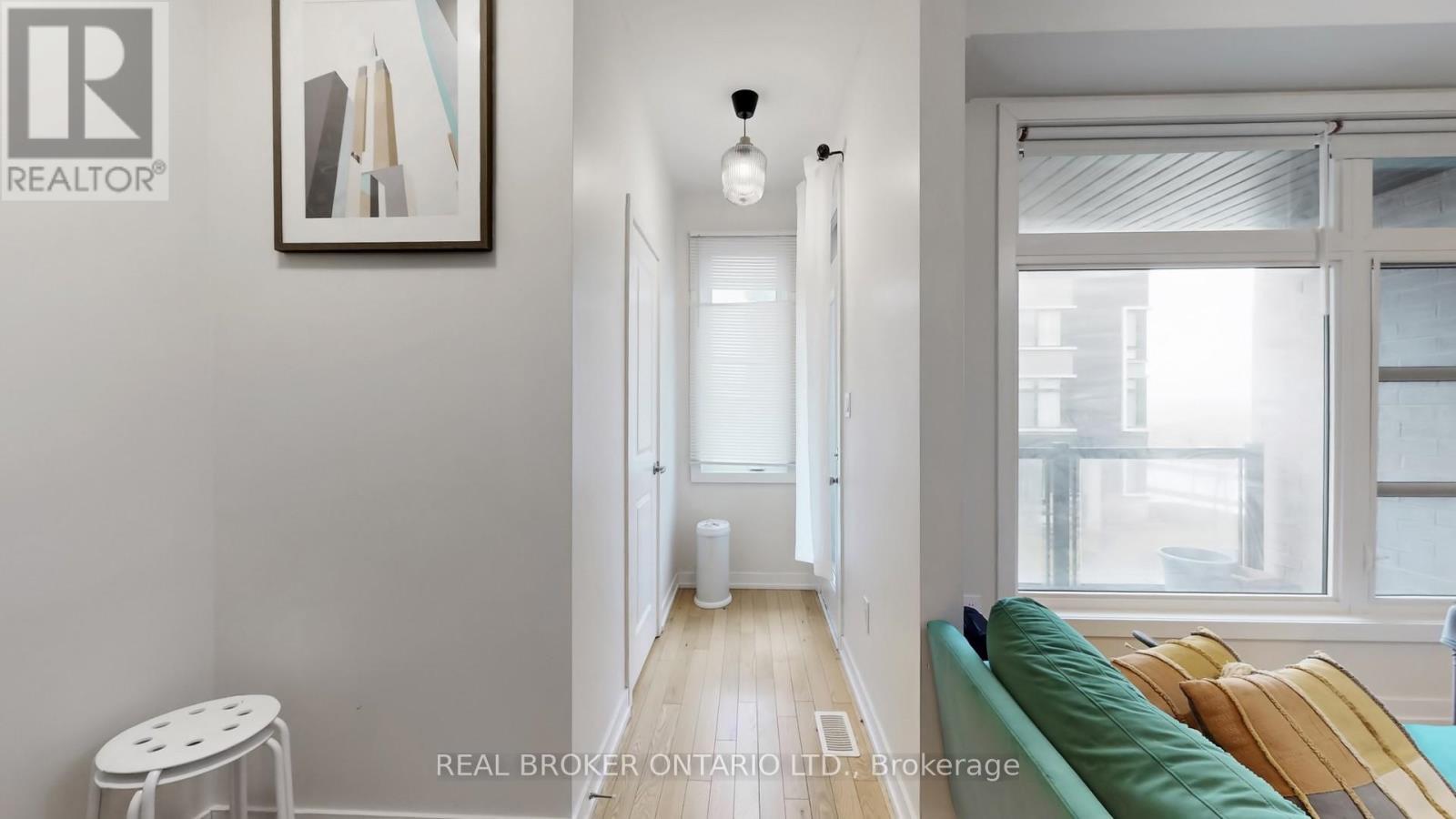 2508 Castlegate Crossing, Pickering, ON - Indoor