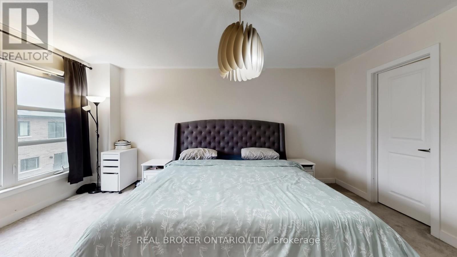 2508 Castlegate Crossing, Pickering, ON - Indoor Photo Showing Bedroom