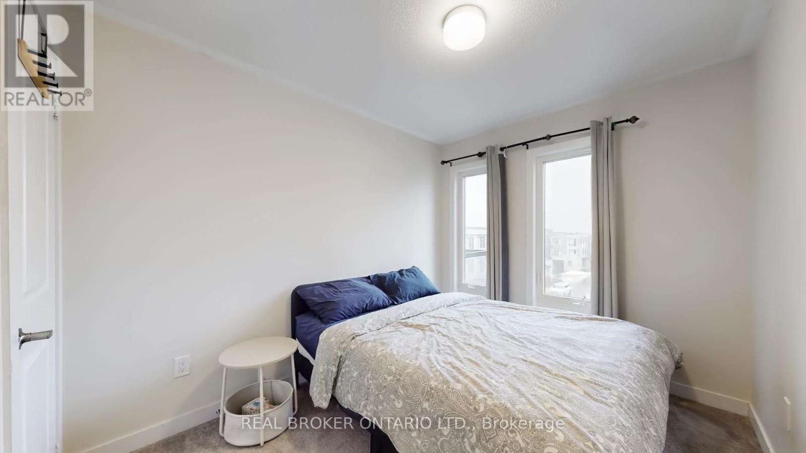 2508 Castlegate Crossing, Pickering, ON - Indoor Photo Showing Bedroom
