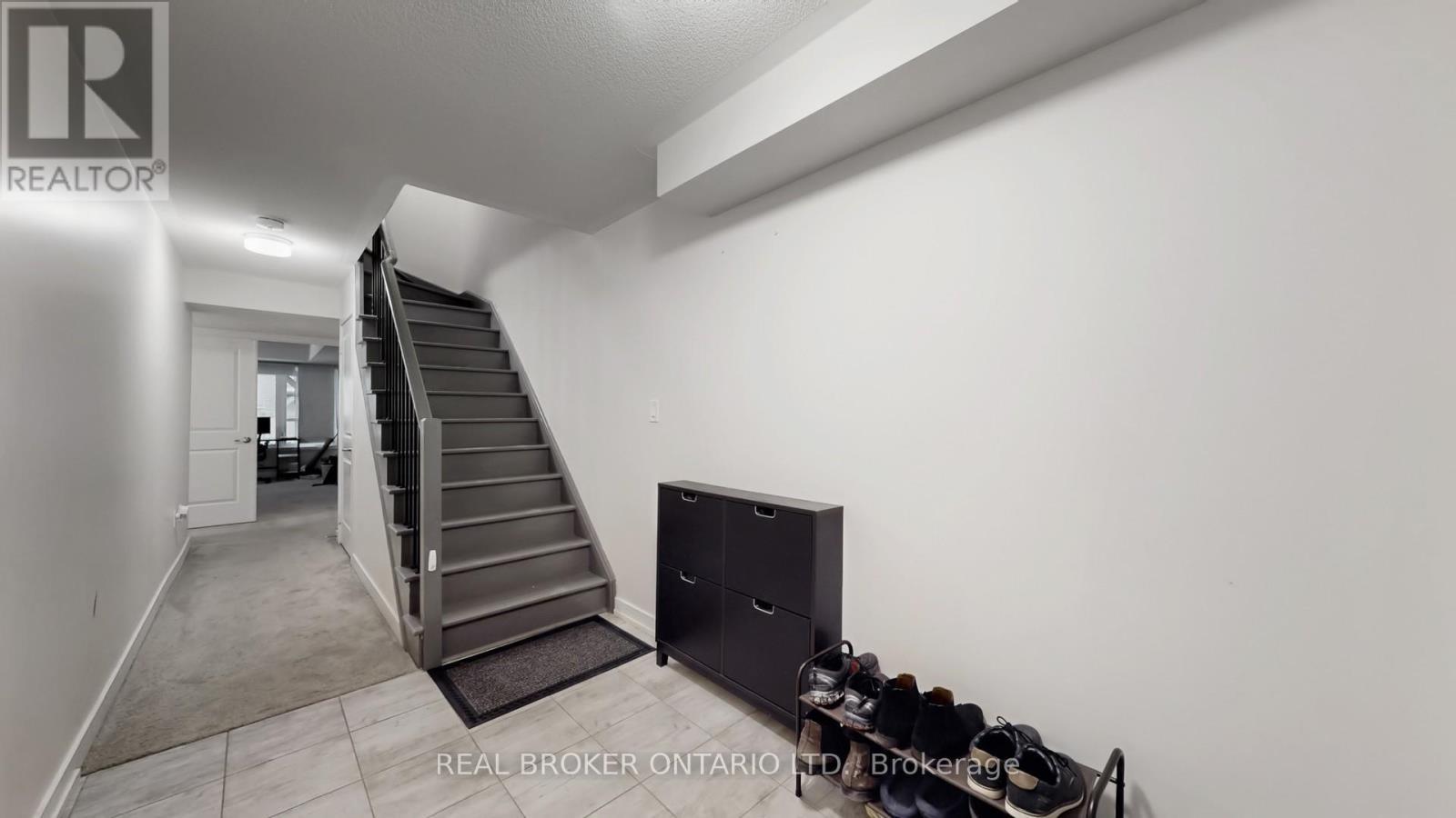 2508 Castlegate Crossing, Pickering, ON - Indoor Photo Showing Other Room