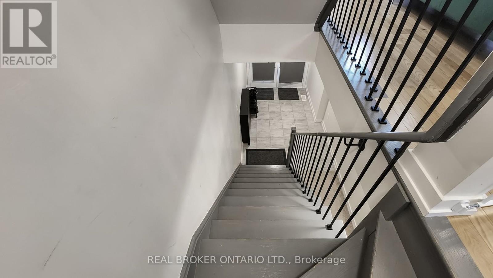 2508 Castlegate Crossing, Pickering, ON - Indoor Photo Showing Other Room